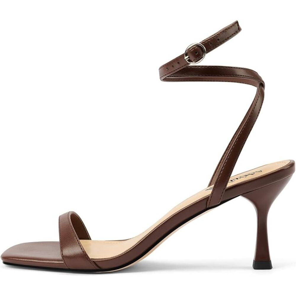 NEW Adrizzlein Women Brown Strappy Kitten Heels size 9.5 Square  Sandals